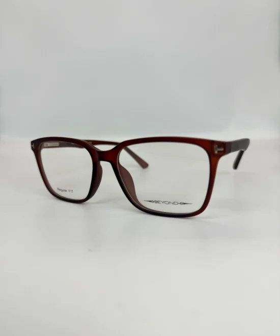 BEYOND REGULAR FIT 45 000 FCFA(1)
