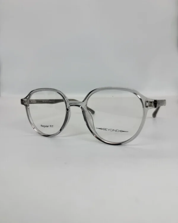 BEYOND REGULAR FIT 45 008 FCFA(1)