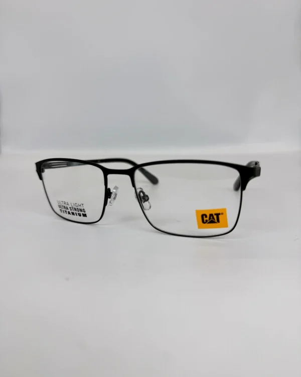 CAT ULTRA LIGHT ULTRA STRONG 115 009 FCFA(1)