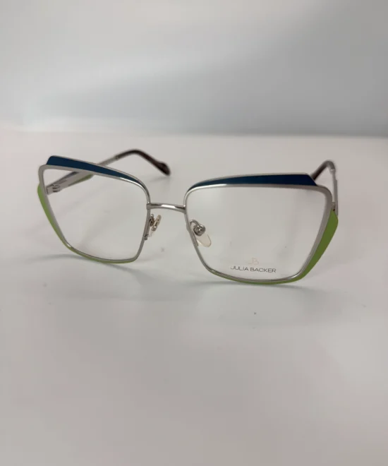 JULIA BACKER 90 019 FCFA(1)